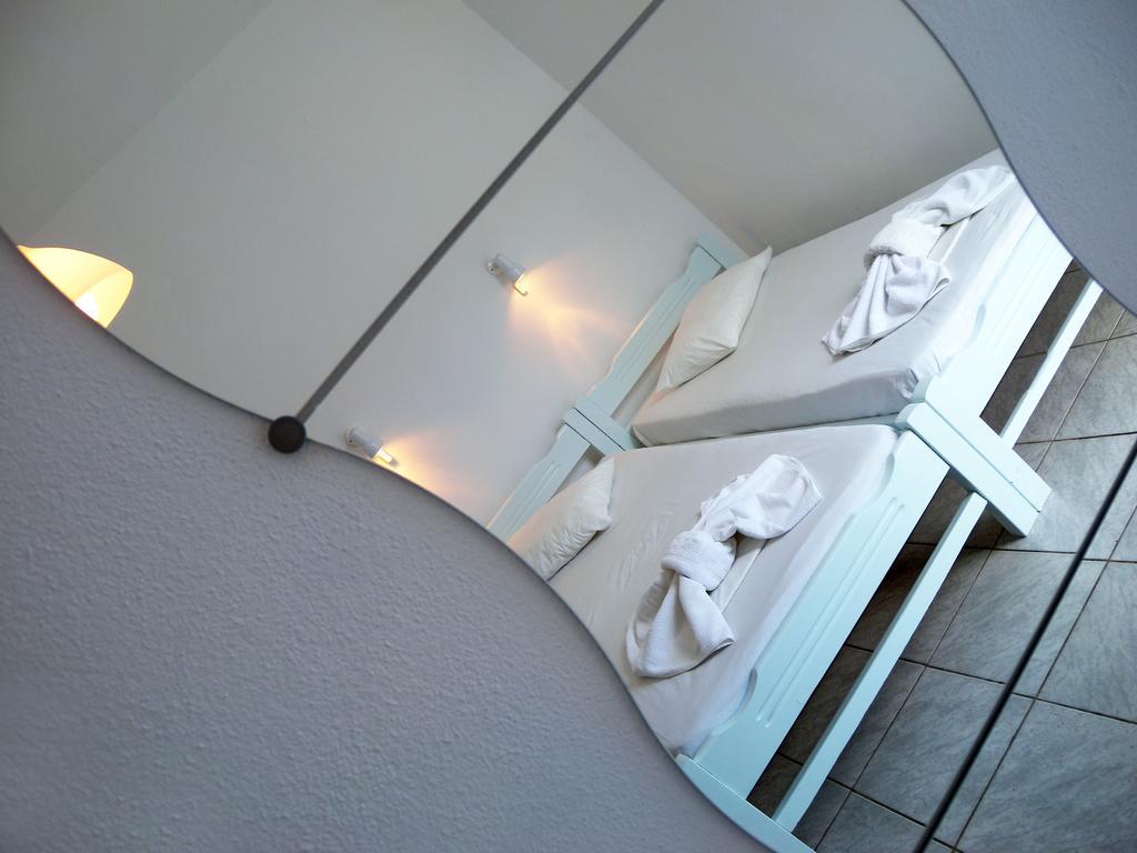 Pavlosx2 Folegandros Town Phòng bức ảnh
